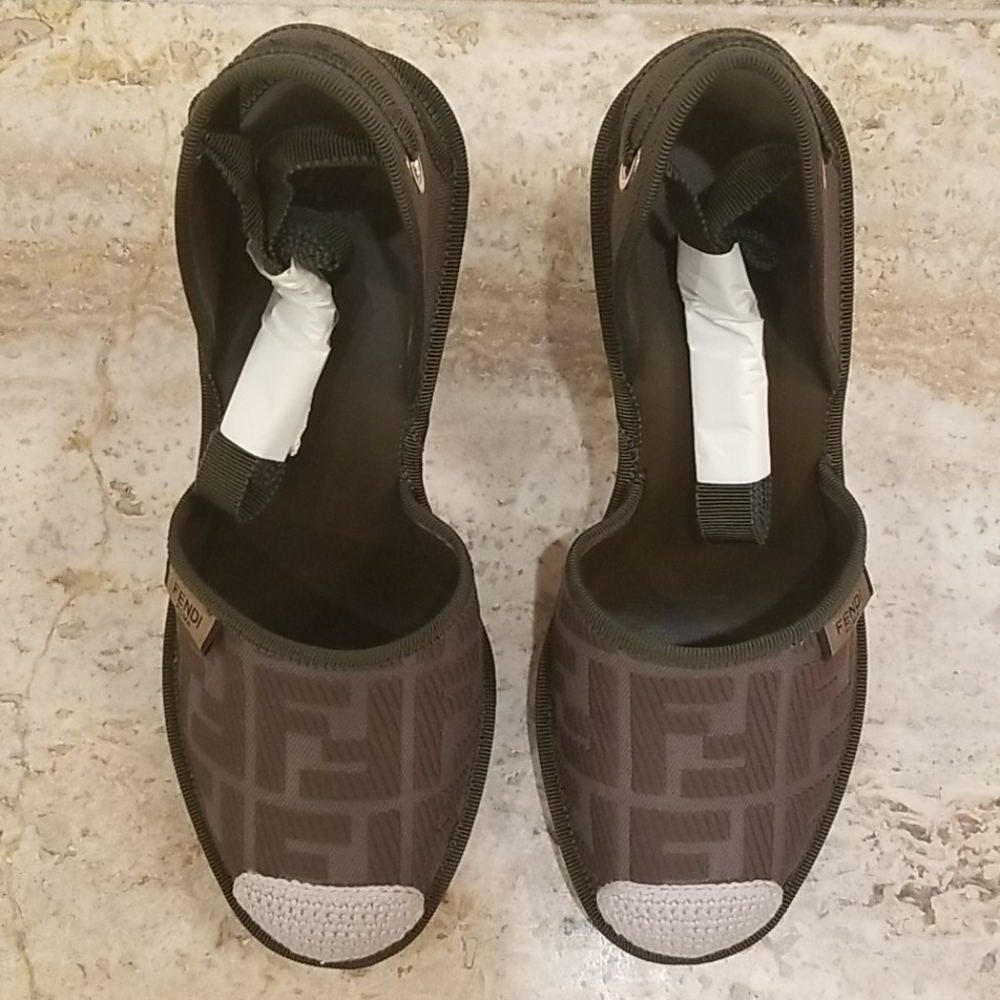 🚫SOLD❌🔥FENDI CANVAS ESPADRILLES - Picture 3 of 16